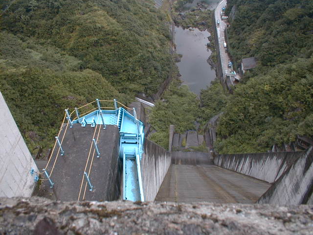 ���܂�150���B